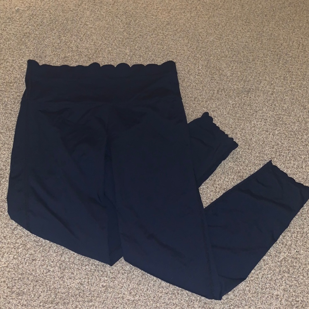 Dark blue leggings